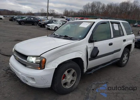 2005 Chevrolet Trailblazer Ls z USA, uszkodzony, nr VIN 1GNDT13S952225886